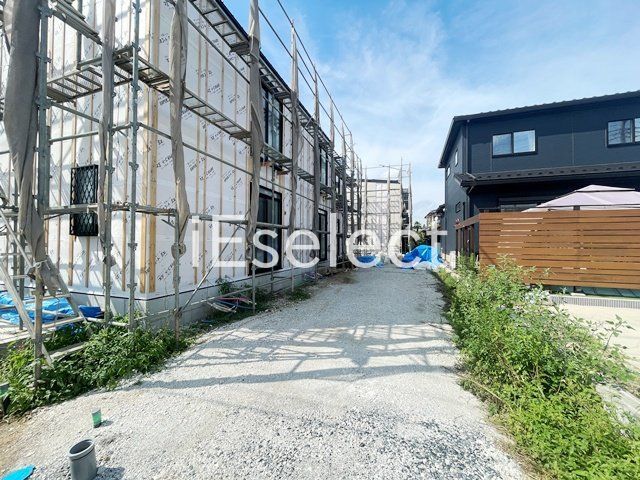 エントランス　建物入り口部分です。