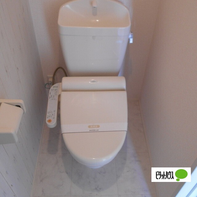 ブレシア カツラのトイレ写真