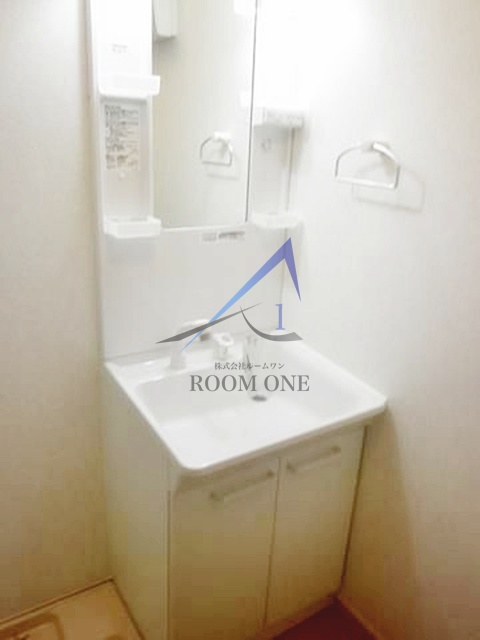 洗面設備　独立洗面台です。