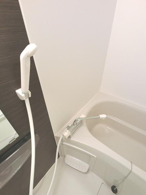 バス・シャワールーム　浴室乾燥機能付き