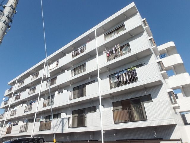 建物外観　★陽当たり良好★
