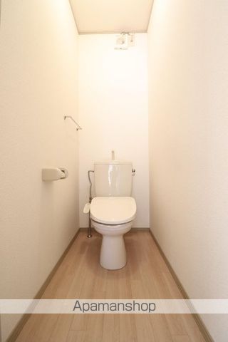 尾道市 2階建 築28年のトイレ写真