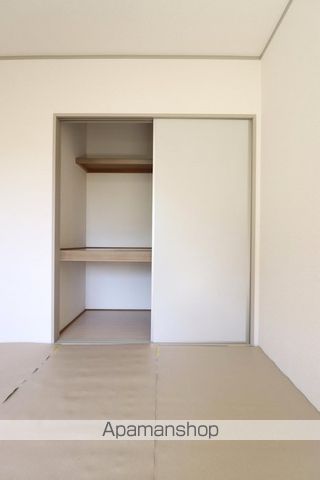 尾道市 2階建 築28年の内装写真