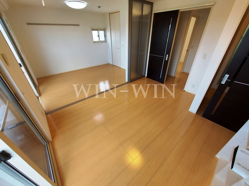 居室・リビング　イメージ（同建物内別部屋の写真です）
