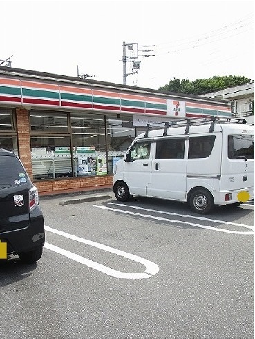 コンビニ　セブンイレブン（コンビニ）まで80m