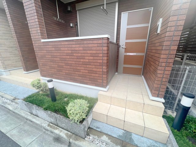 エントランス　綺麗なエントランスです。