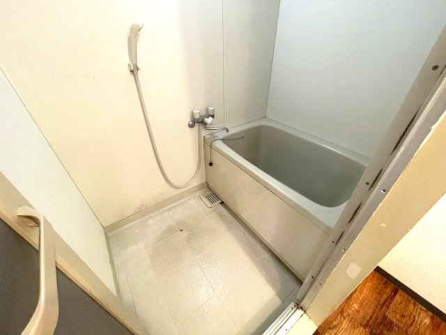 バス・シャワールーム　イメージとして同建物他部屋を表示しています