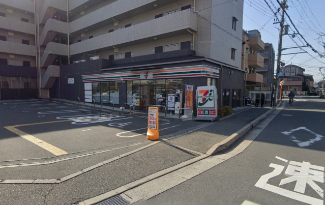コンビニ　セブンイレブン茨木沢良宜西店（コンビニ）まで601m