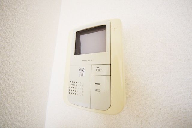 セキュリティ　同物件別部屋写真