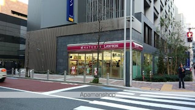 コンビニ　ナチュラルローソン 京王プレッソイン浜松町店（コンビニ）まで134m
