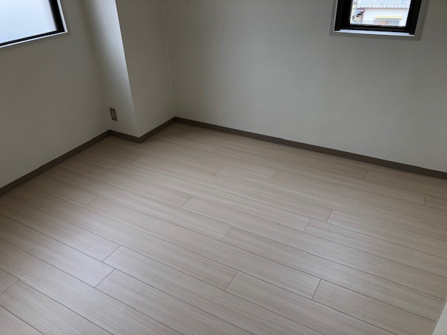 地下鉄谷町線 出戸駅 徒歩5分 4階建 築37年の内装写真