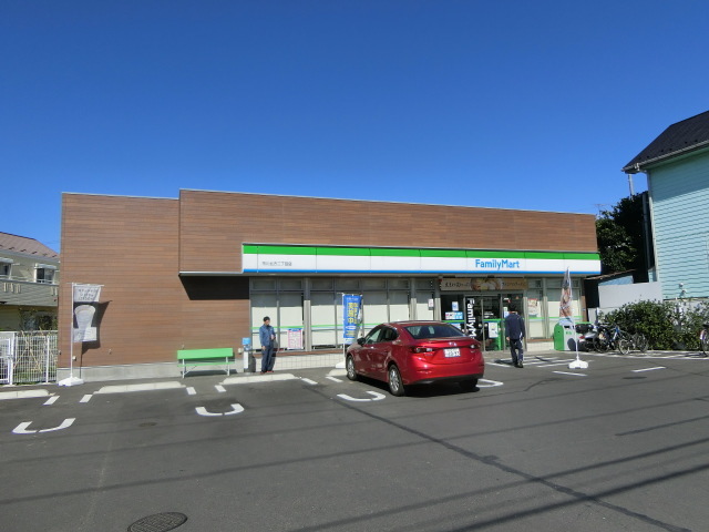 コンビニ　ファミリーマート市川北方二丁目店（コンビニ）まで613m