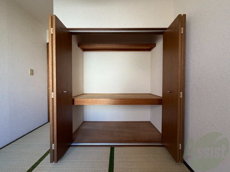 収納　こちらは収納です。物をしまう事ができますね！