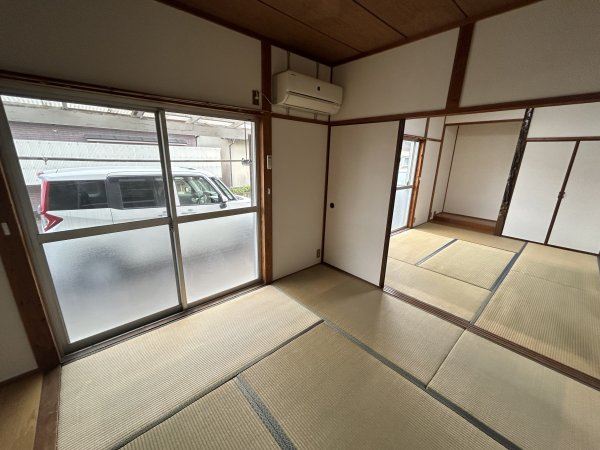 坂之上2丁目戸建3号棟の居間写真
