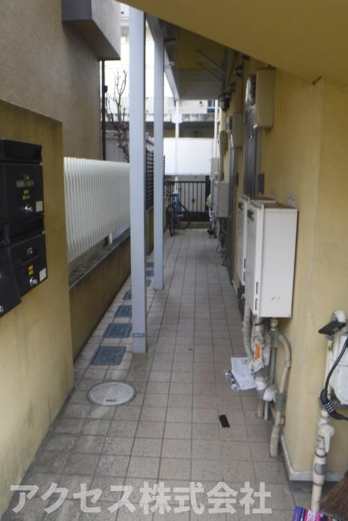 ＪＲ中央線 東中野駅 徒歩13分 2階建 築25年の外観写真