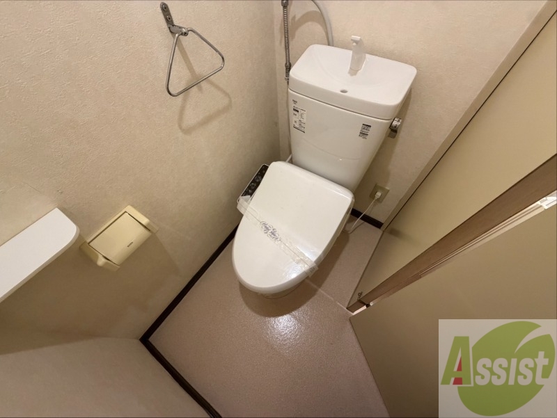 トイレ　こちらはトイレです。清潔感があり、安心して使用できます。
