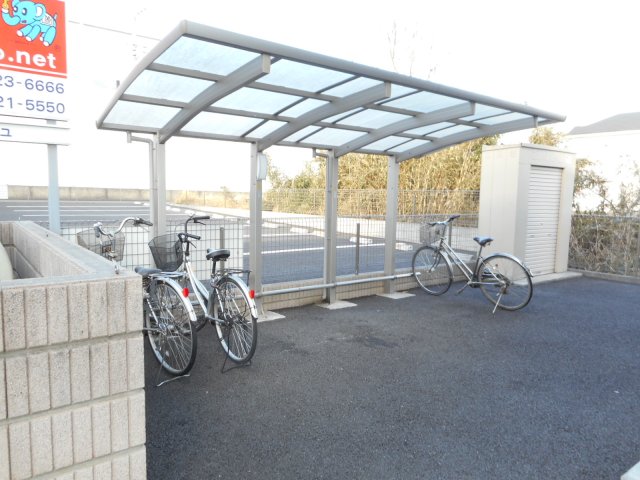 東武東上線 武蔵嵐山駅 徒歩10分 2階建 築13年の外観写真