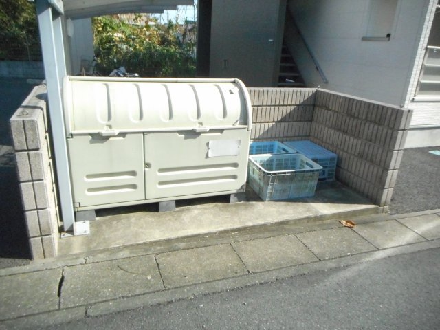 東武東上線 武蔵嵐山駅 徒歩10分 2階建 築13年の外観写真