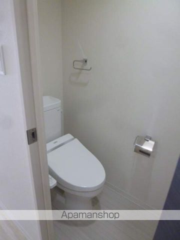 地下鉄名城線 黒川駅 徒歩10分 10階建 築8年のトイレ写真