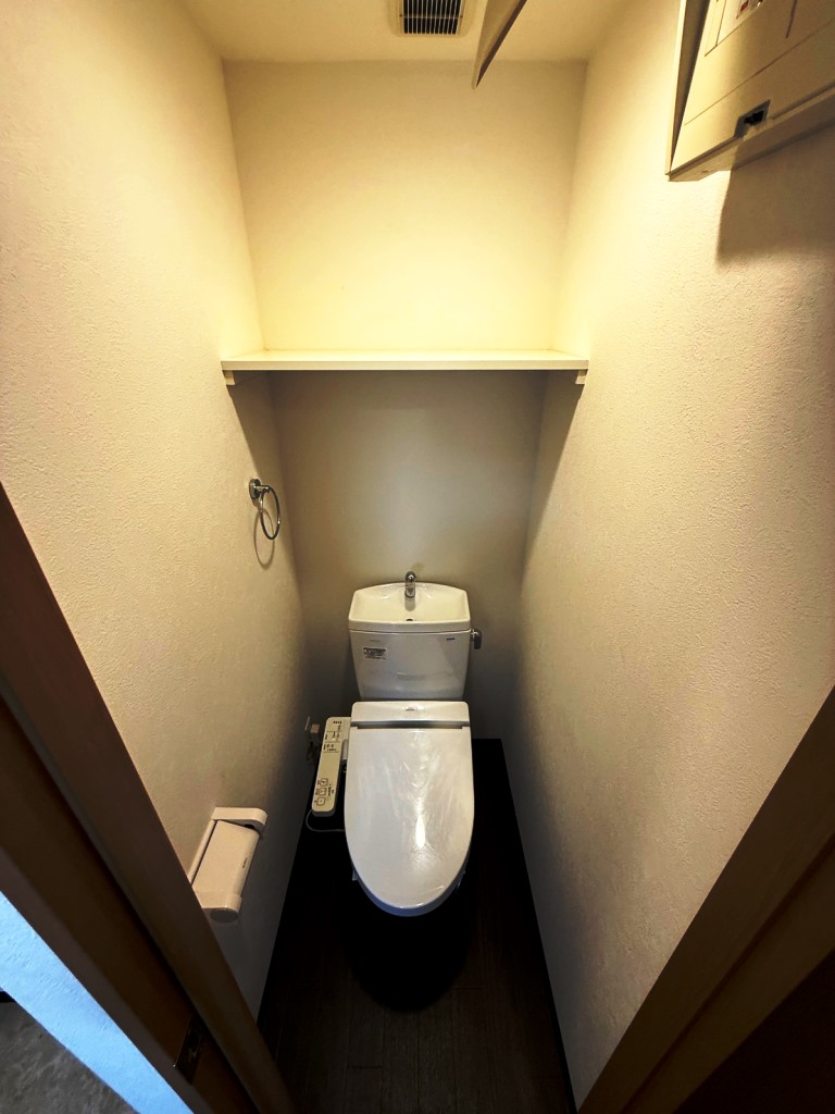 Fr.imp大阪三国のトイレ写真