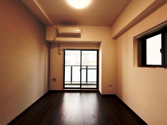 Fr.imp大阪三国の居間写真