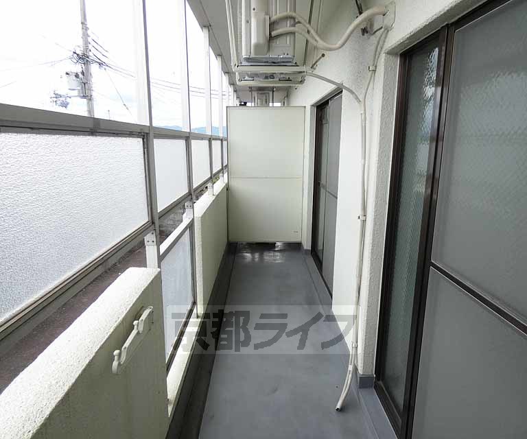 ＪＲ奈良線 ＪＲ藤森駅 徒歩3分 3階建 築37年の内装写真