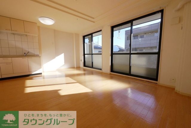 居室・リビング　※画像は他号室反転タイプ※