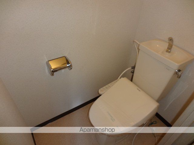 仙台市地下鉄南北線 北四番丁駅 徒歩7分 3階建 築32年のトイレ写真