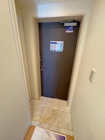 玄関　物件画像