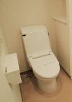 都営三田線 西巣鴨駅 徒歩4分 15階建 築21年のトイレ写真