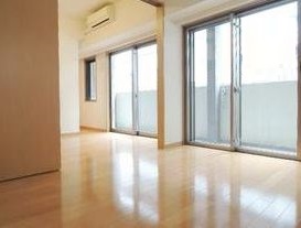 都営三田線 西巣鴨駅 徒歩4分 15階建 築21年の居間写真