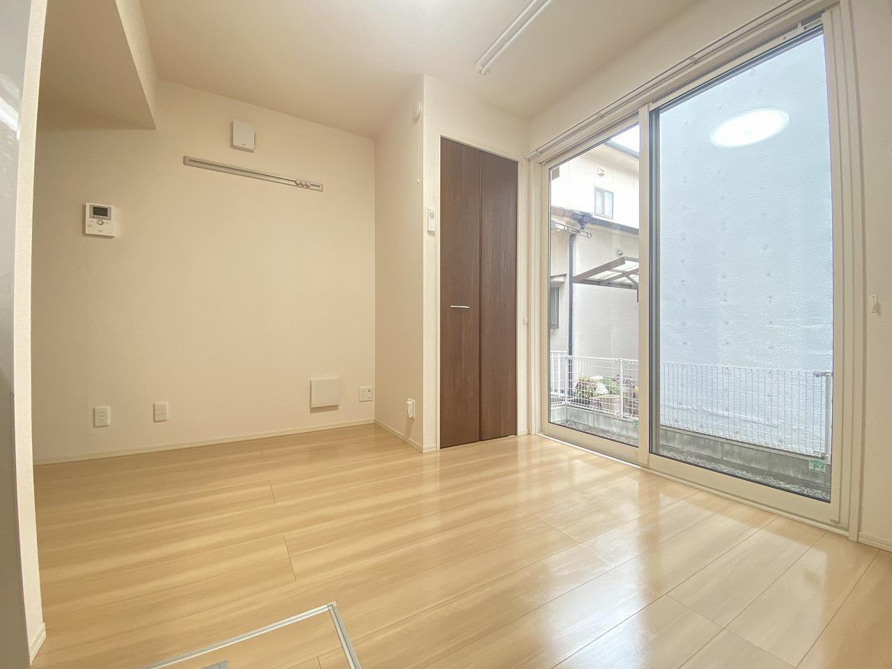 その他部屋・スペース　収納付きの洋室7帖♪
