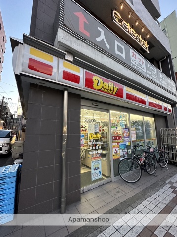 コンビニ　デイリーヤマザキ門前仲町駅前店（コンビニ）まで172m