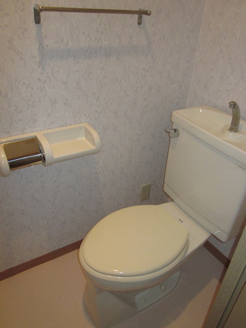ベルグリーン熊内のトイレ写真