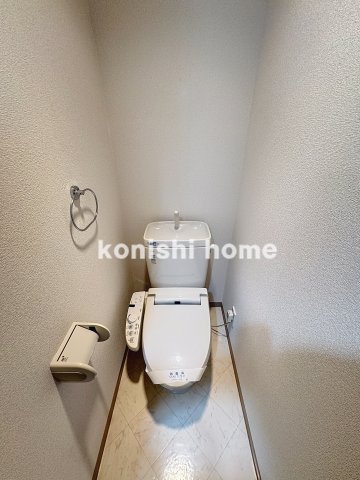 トイレ　※同タイプ、別部屋写真使用。