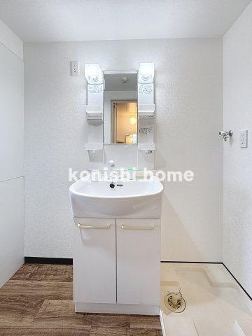 洗面設備　※同タイプ、別部屋写真使用。