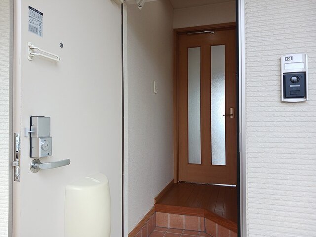 玄関　毎日通る玄関はこちらです