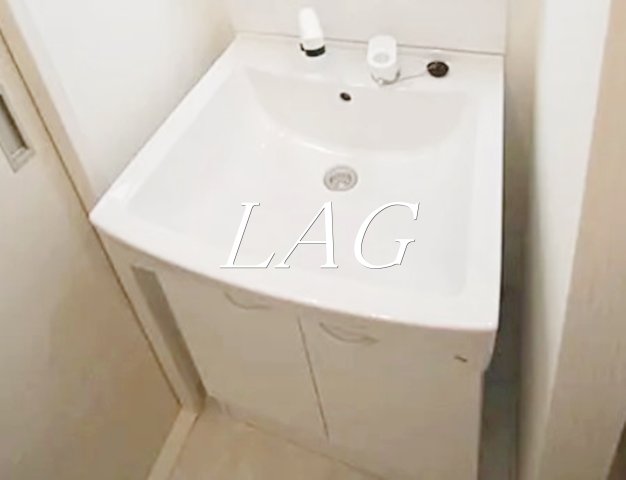 洗面設備　独立洗面台です。
