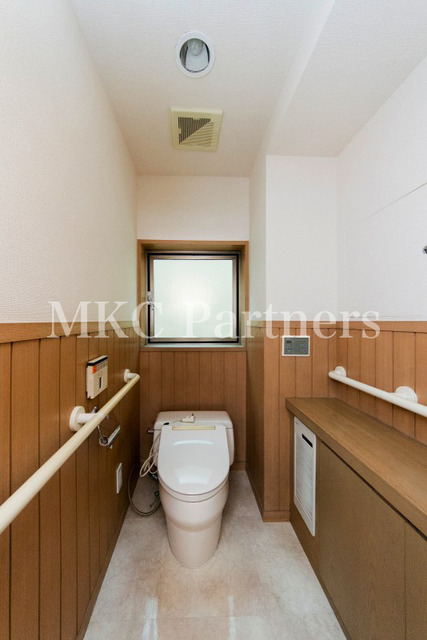 アルファベットセブンのトイレ写真
