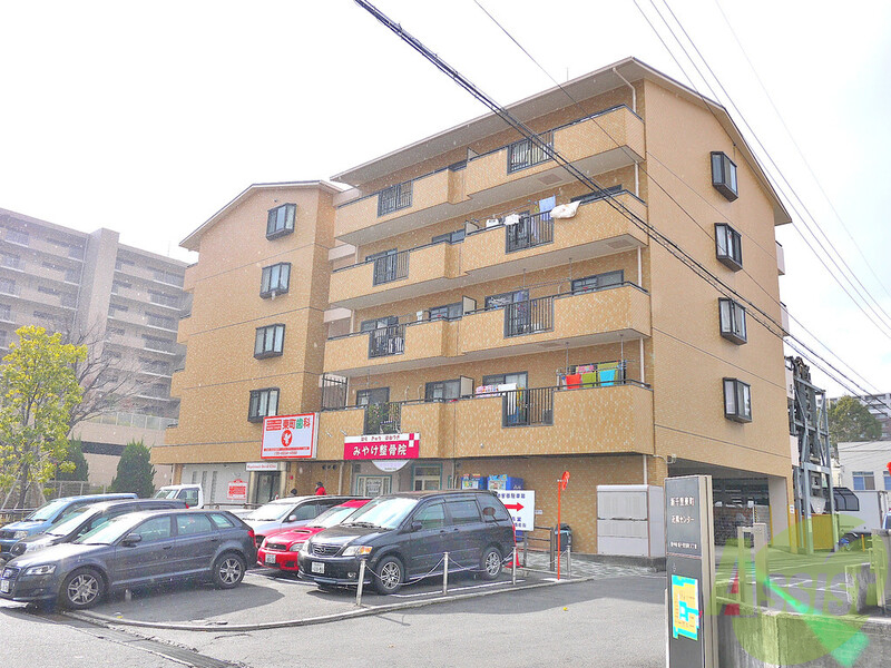 建物外観　豊中市新千里東町【ステラハイツ千里】