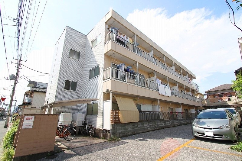 建物外観　敷地内防犯カメラ完備