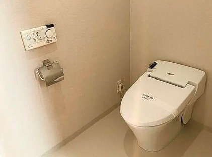 トイレ　※こちらのお写真は他部屋になり参考写真です