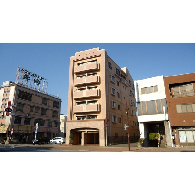 建物外観　お問い合わせは美濃善不動産駅前店へ！