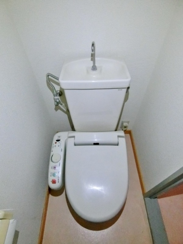 トイレ　図面と現状に相違がある場合には現状を優先
