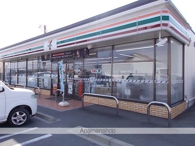 コンビニ　セブンイレブン中うずら７丁目店（コンビニ）まで500m