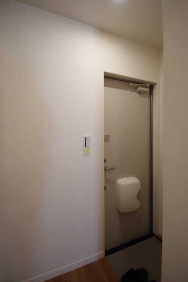 玄関　他号室のお写真です