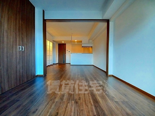 西鉄天神大牟田線 雑餉隈駅 徒歩10分 8階建 築4年の内装写真