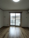 グラントワ谷在家の居間写真