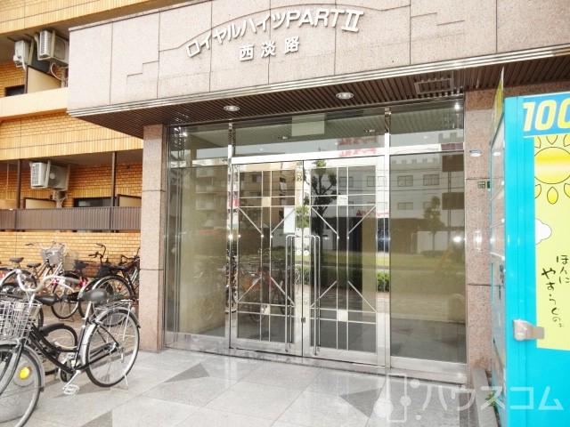 エントランス　学生さんにオススメです。