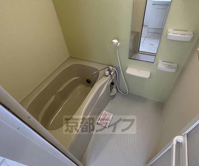 ＪＲ山陰本線 千代川駅 徒歩5分 2階建 築12年の風呂写真